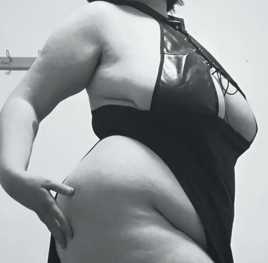 Beáta, 30