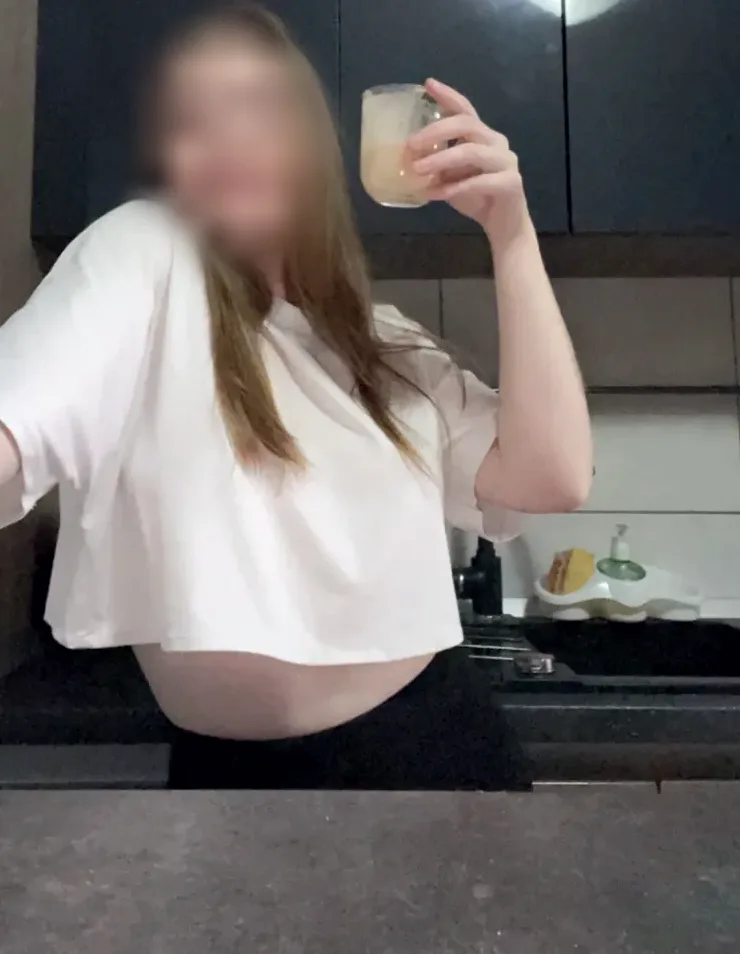 Cintia, 27