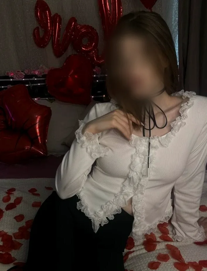 Diána, 21