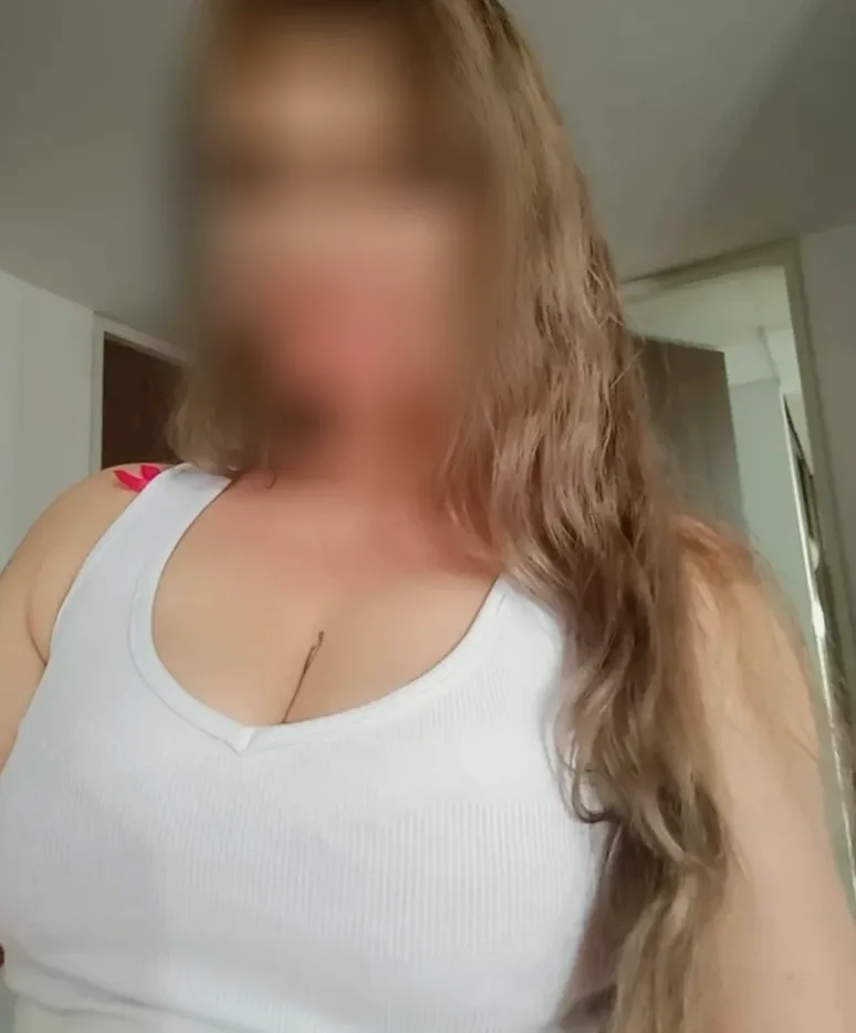 Evelin, 35