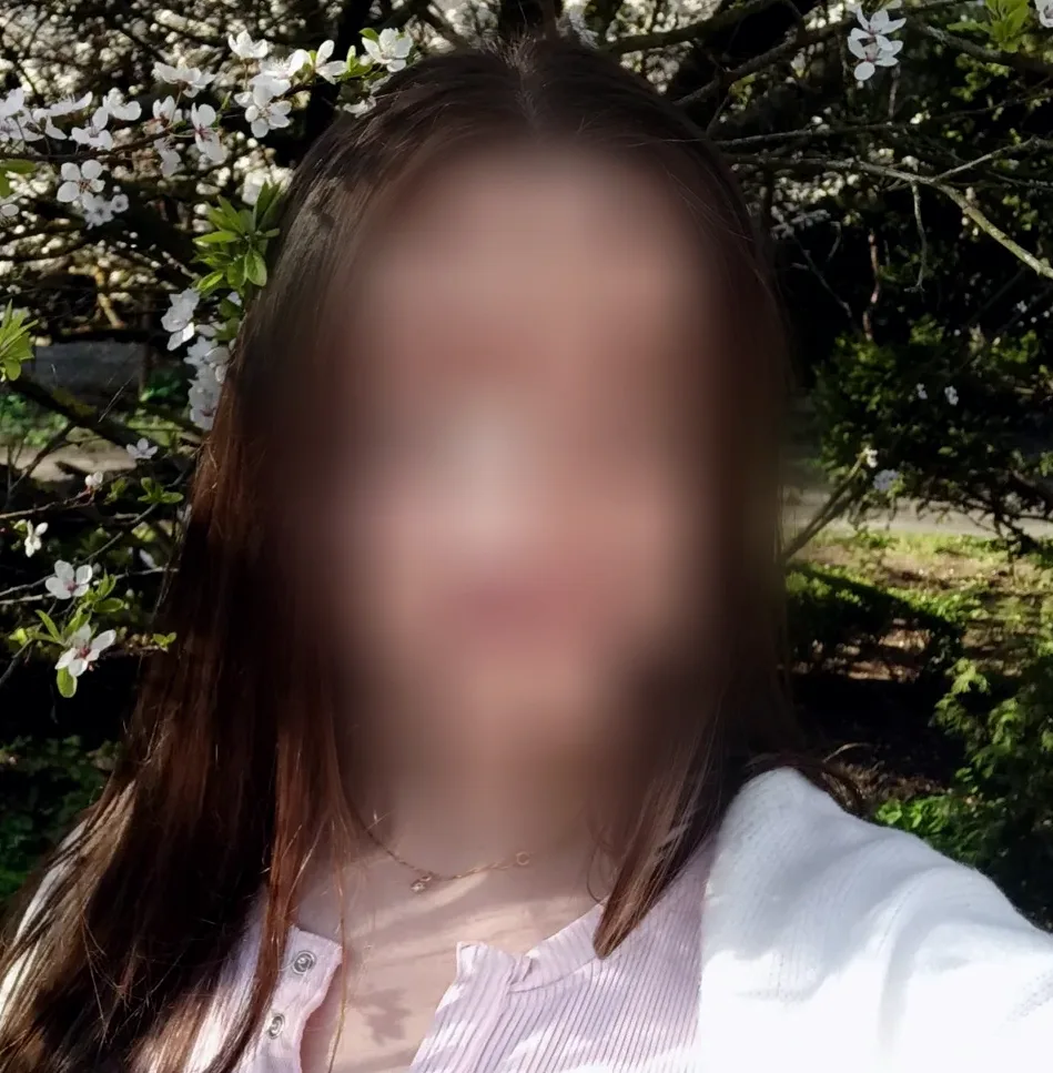 Margit, 32